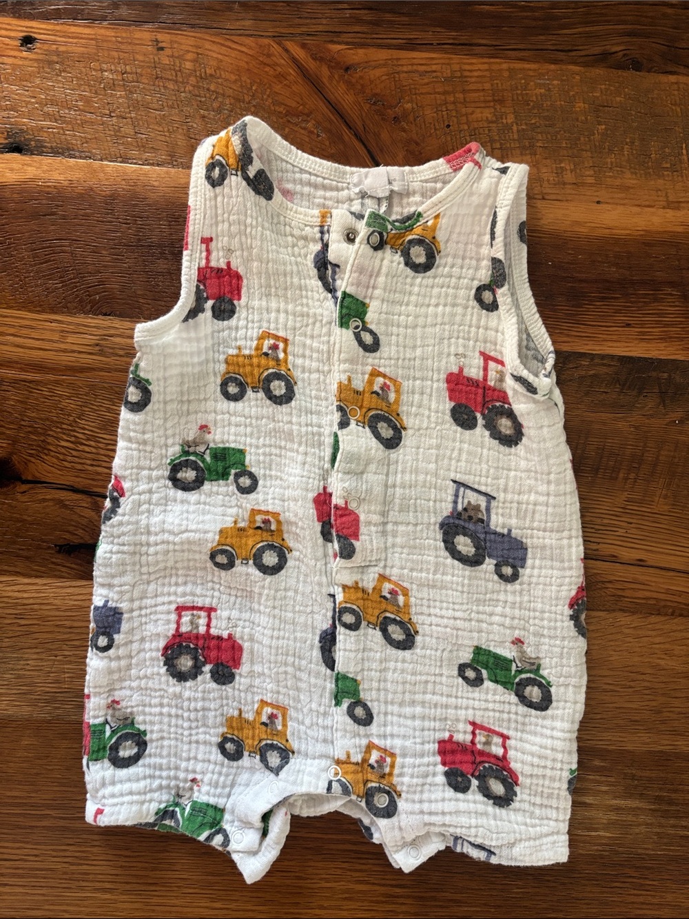 Angel Dear Tractor chicken Print Muslin Romper - White 6-12 months